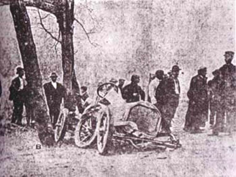 DeRosa - El SOP con el que se mató el joven y desconocido DeROSA en Savannah 1908 (foto archivo GUS)