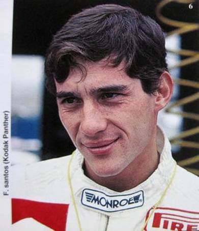 http://pilotos-muertos.com/2015/Senna/Senna%20Ayrton_image042.jpg