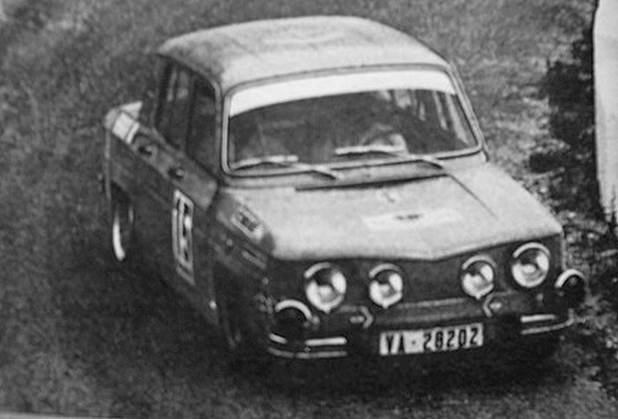 ViLLAAMIL Fernando  R8 culata plana Lucas Sainz Con rallies 1971 (Autopista)IMGP4285